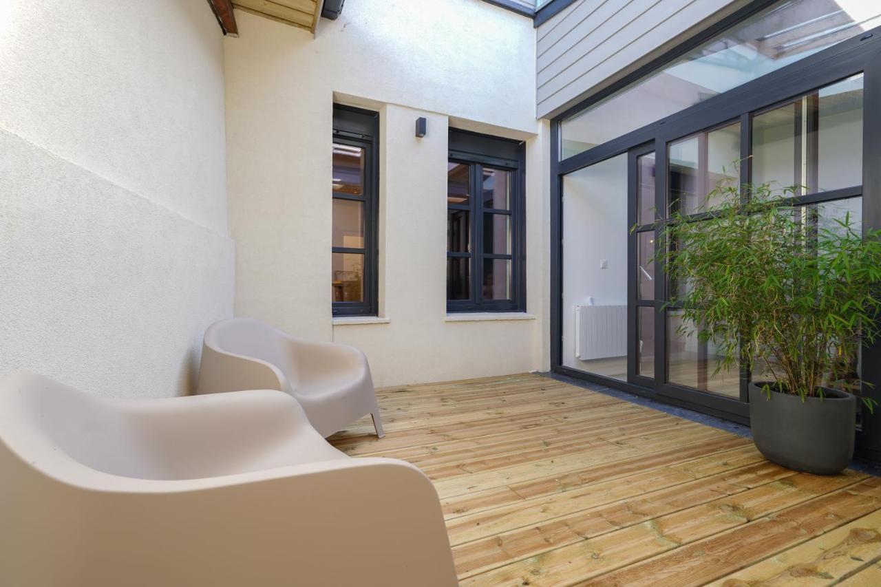 La villa Bérénice   Le Patio   en coeur de ville Saint-Amand-les-Eaux Extérieur photo